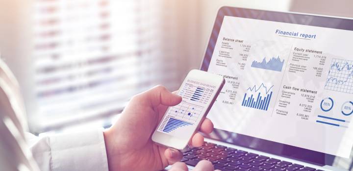 How To Decide And Change The Financial Year End Of Singapore Company