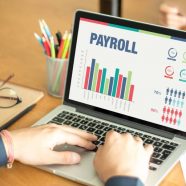 Outsourcing Payroll: 5 Ways Outsourcing Helps Small Businesses
